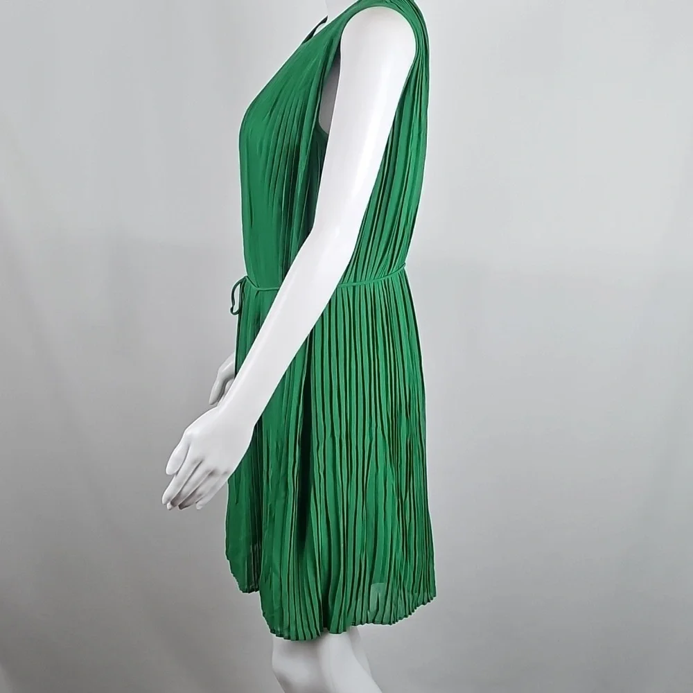 Banana Republic Forest Green Georgette Micro Pleated Sleeveless Mini Dress